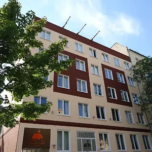 Otel Apple, Berlin