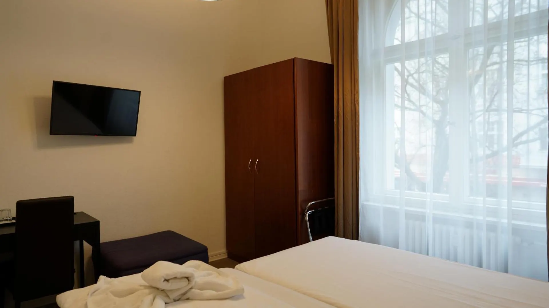 **  Hotel Xantener Eck גרמניה